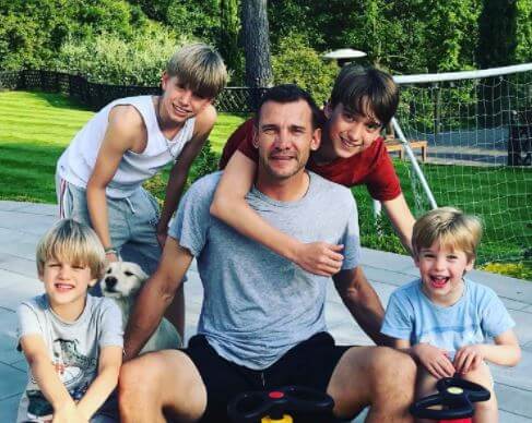 Rider Gabriel Shevchenko with his father Andriy Shevchenko and brothers.